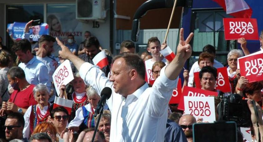 W powiecie szydłowieckim wygrywa Andrzej Duda