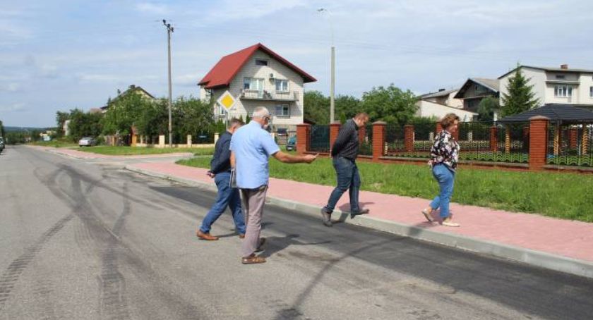 Chodnik przy ul. Hubala już gotowy