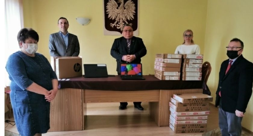 Laptopy do zdalnej nauki