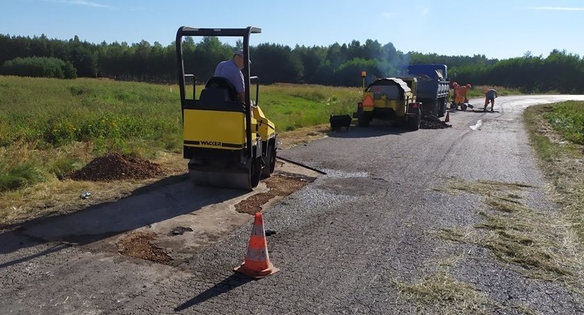 Uwaga utrudnienia! Naprawiają i utwardzają