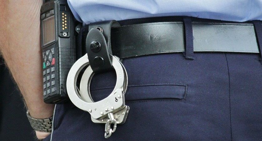 Poszukiwany z gminy Mirów w rękach policjantów
