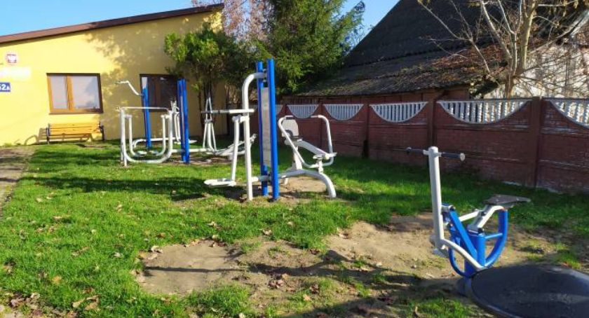 Mirów Nowy. Nie tylko plenerowa siłownia...