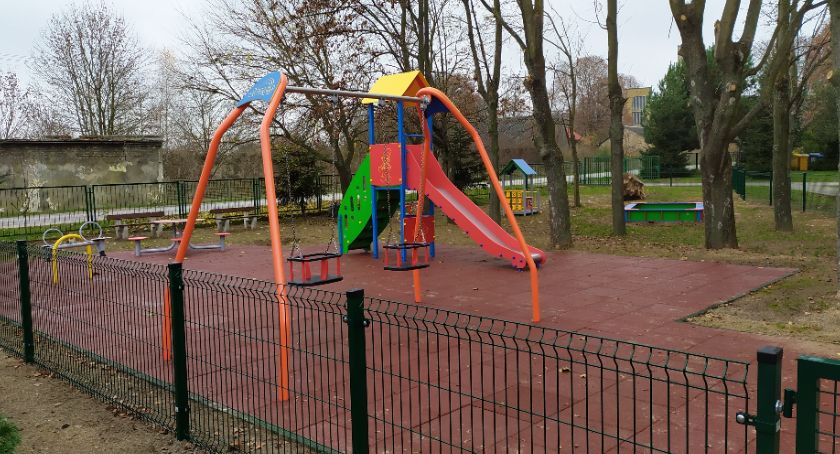 Mirów. Plac zabaw przy żłobku już gotowy...