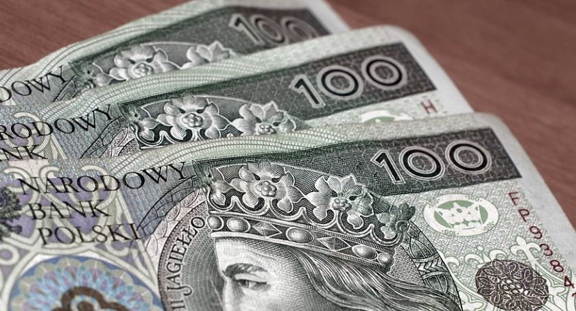 Kiedy zasiłek, kiedy stypendium?
