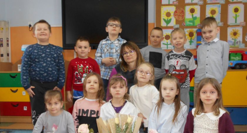 Orońsko. Kobiety i dziewczynki świętowały