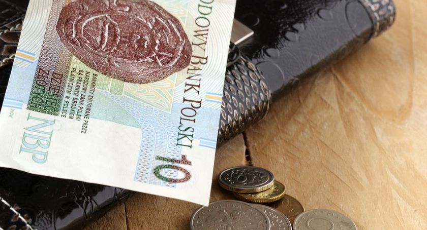 Lockdown w Szydłowcu. Do kiedy zasiłek dla rodziców?