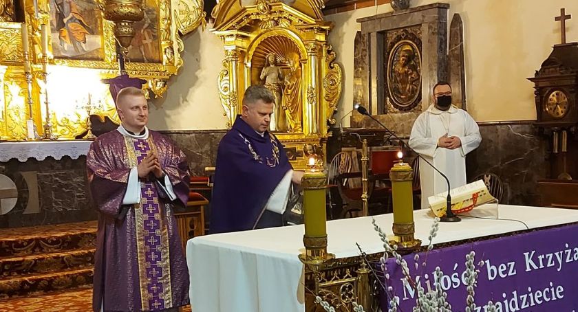 Szydłowiecka Ekstremalna Droga Krzyżowa. Szli by doświadczyć własnej słabości