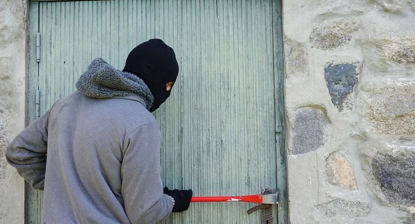 Szydłowiecka policja ostrzega: złodzieje nie próżnują