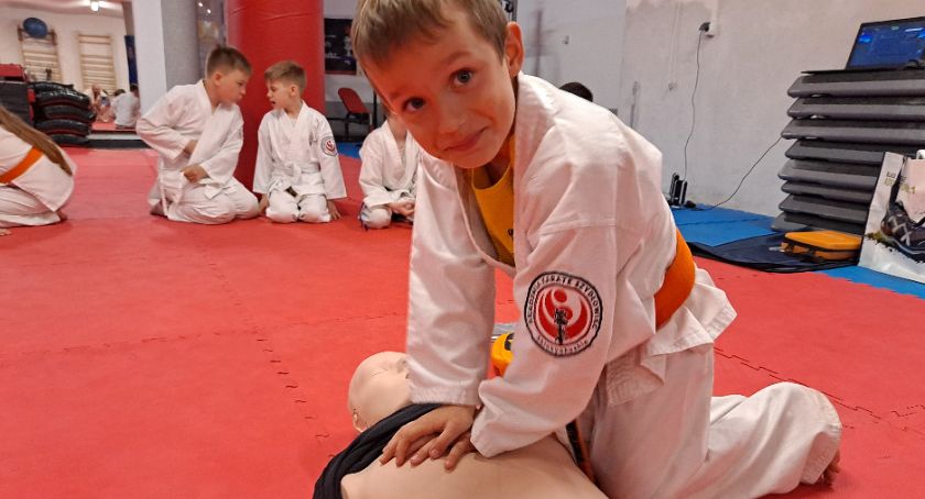Szydłowiec. Noc w Dojo, czyli...