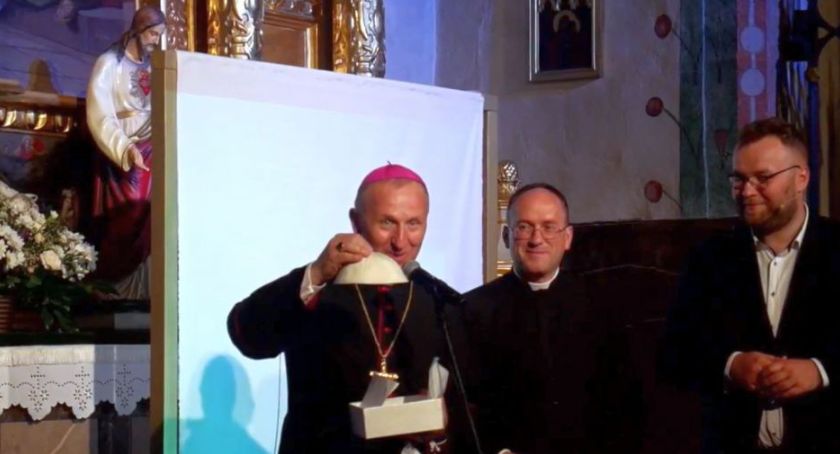 Szydłówek. Niezwykły prezent dla szydłowieckiej fary