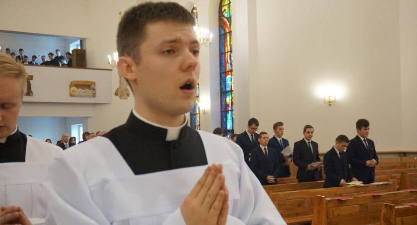 Szydłówek. Damian Gajownik przyjął święcenia