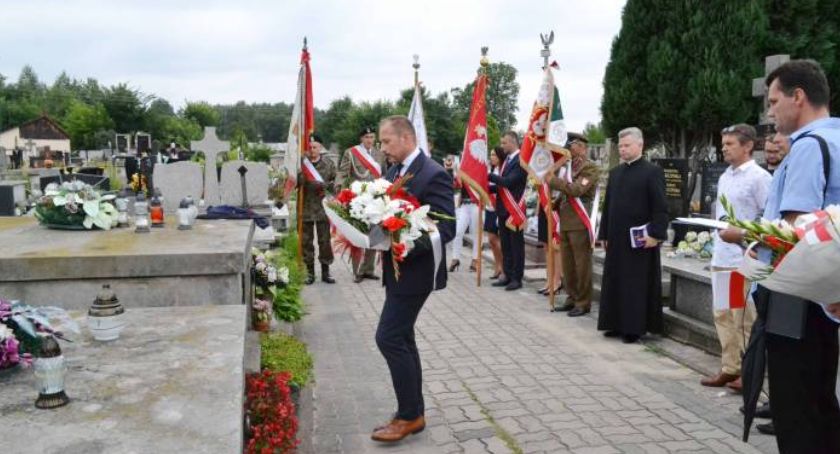 Szydłowiec. Chwała i cześć bohaterom!