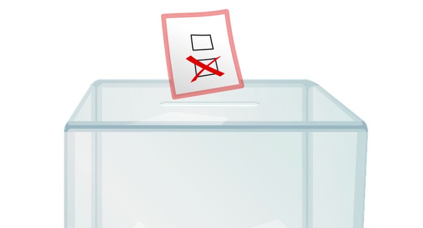 Szydłowiec. Jaki wynik głosowania nad odwołaniem przewodniczącego?