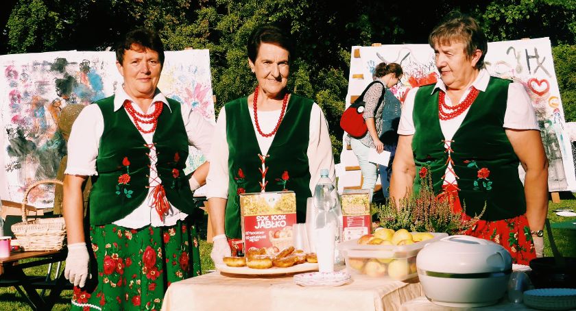 Szydłowiec. Niezwykle udany piknik na wyspie
