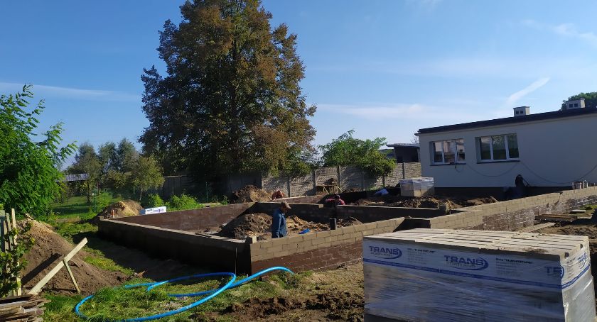 Mirów. Biblioteka pnie się w górę!