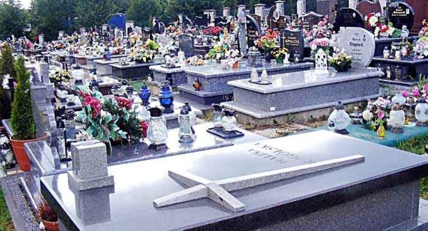 Jaki cennik obowiązuje na szydłowieckim cmentarzu?