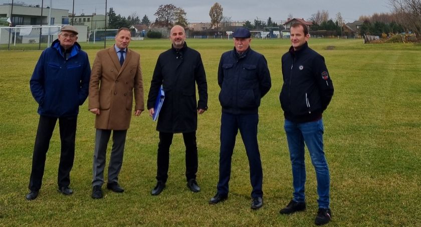 Stadion Szydłowianki Szydłowiec z nowym oświetleniem