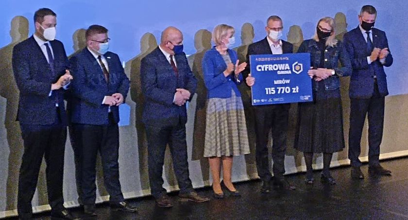 Cyfryzacja urzędu w Mirowie