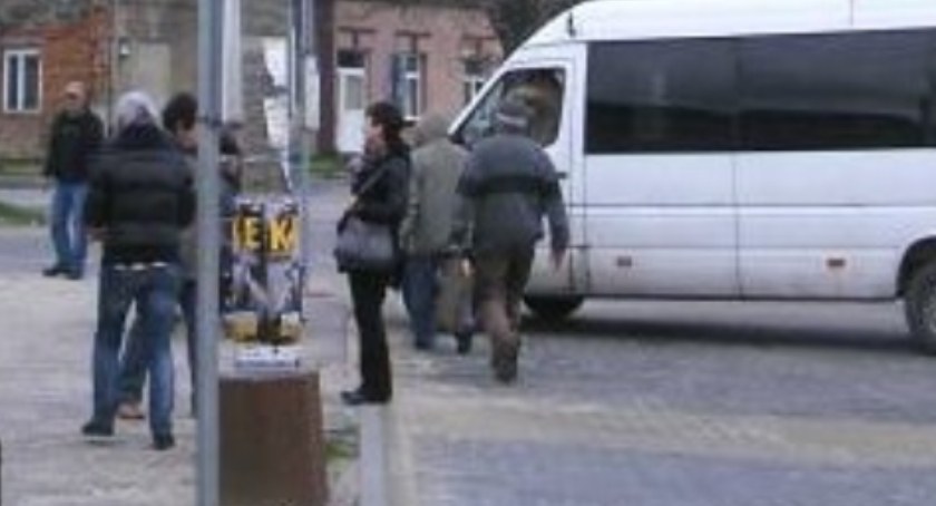 Chlewiska. Poseł Frysztak interweniuje w sprawie busa