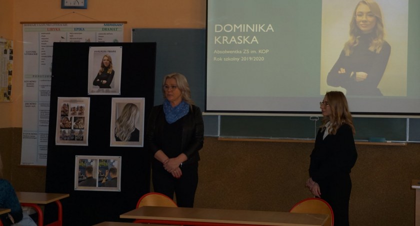 Absolwentka Dominika spotkała się z uczniami