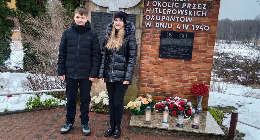 Mord na mieszkańcach Stefankowa i Skłobów
