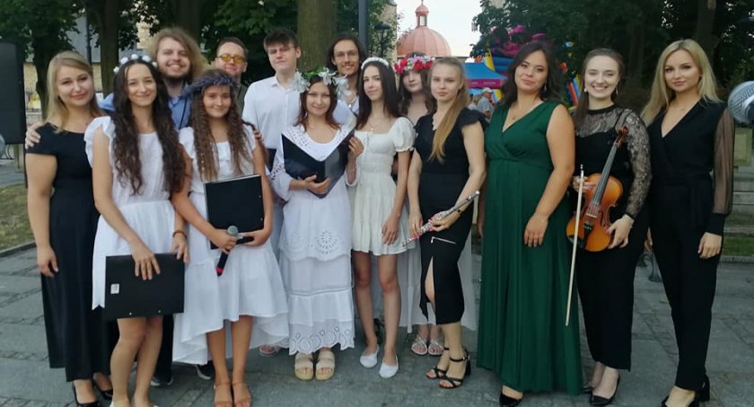 Utwory Moniuszki rozbrzmiewały na szydłowieckim Rynku