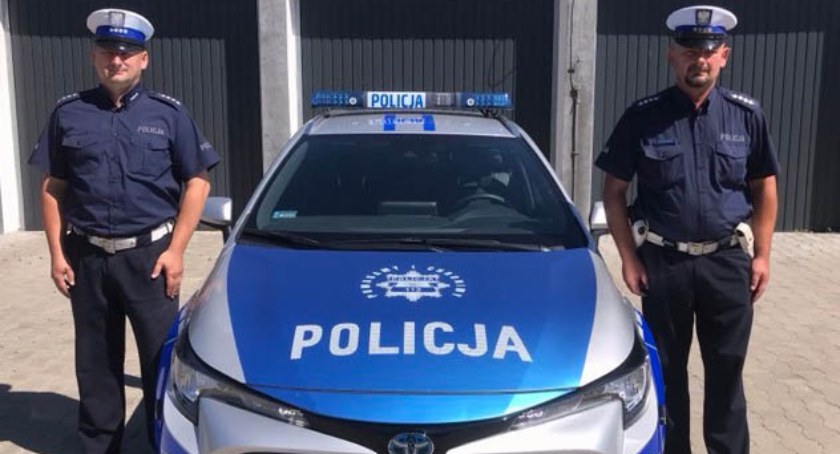 75-latek z Szydłowca zagubił się w lesie. Do akcji wkroczyli policjanci...