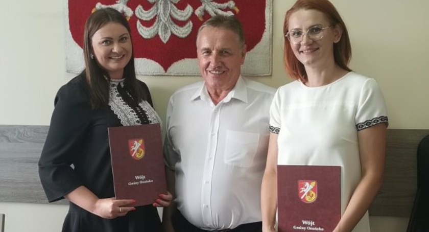 Nauczycielki z gminy Orońsko z aktami mianowania!