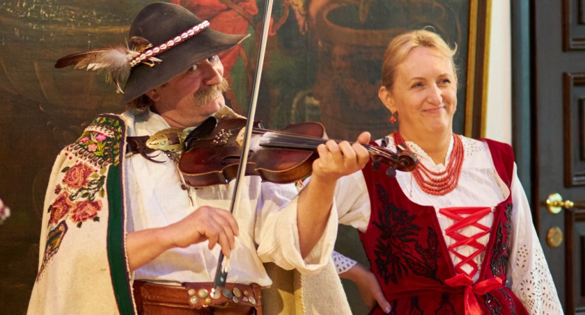Konkurs na budowę ludowych instrumentów muzycznych w Szydłowcu