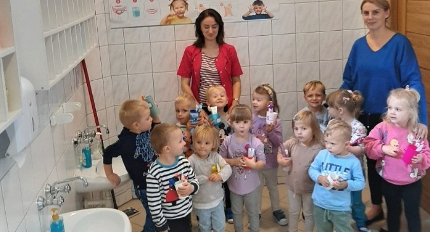 Miła wizyta w przedszkolu w Chlewiskach