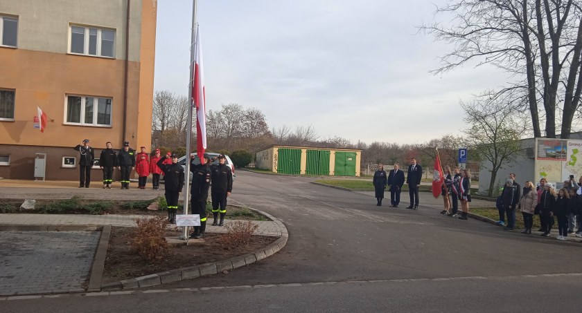 Maszt z projektu Pod Biało-Czerwoną w Orońsku
