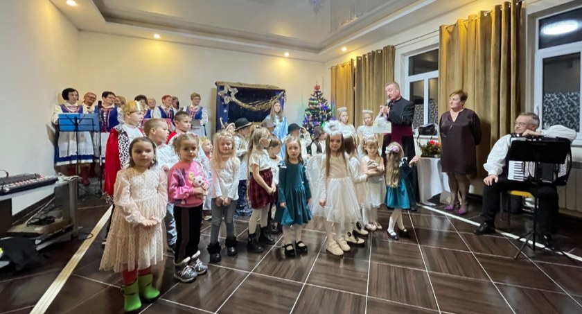 Jasełka z przedszkolakami w Sadku