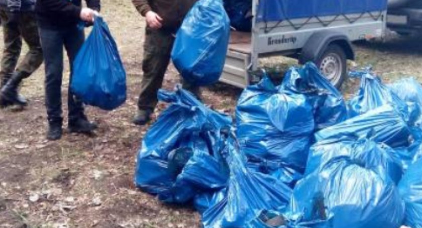 Ile płacimy za śmieci w gminach powiatu szydłowieckiego?
