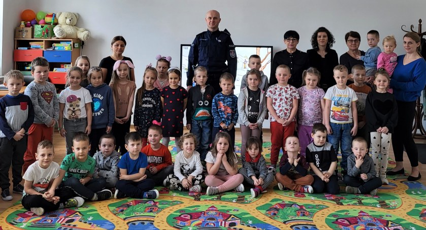 Bezpieczne ferie z policjantem w Chlewiskach