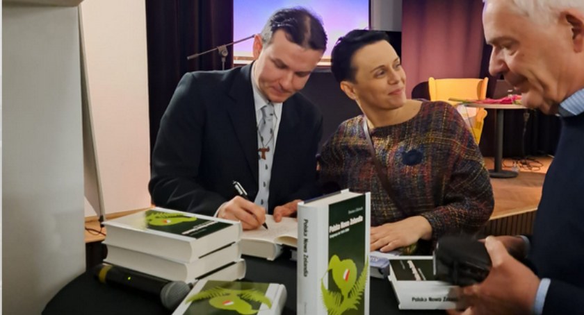Wystawa o uchodźcach w Szydłowieckim Centrum Kultury