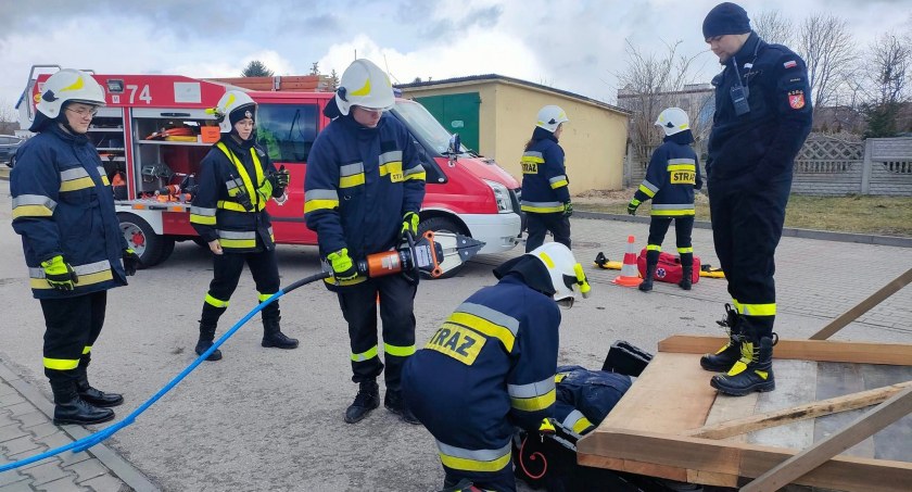 Młodzi z Orońska ratowali przygniecionego