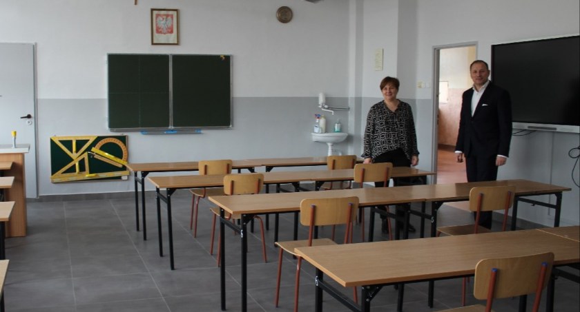  Feryjne remonty w szydłowieckich szkołach