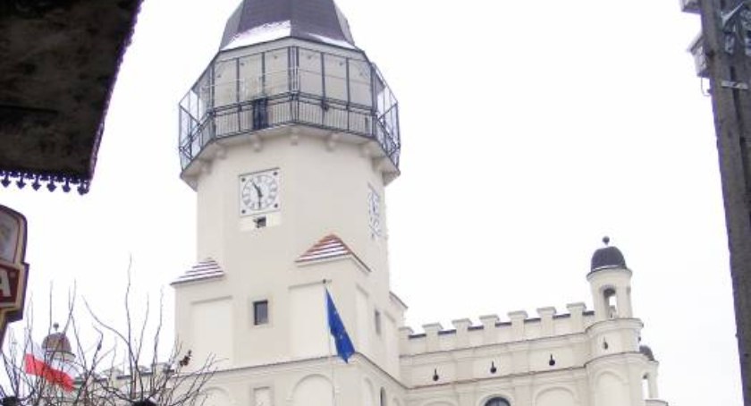 Radna Dorota Jakubczyk pyta o wpływy do budżetu gminy Szydłowiec
