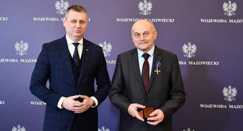 Jerzy Bąk z Szydłowca odznaczony Medalem