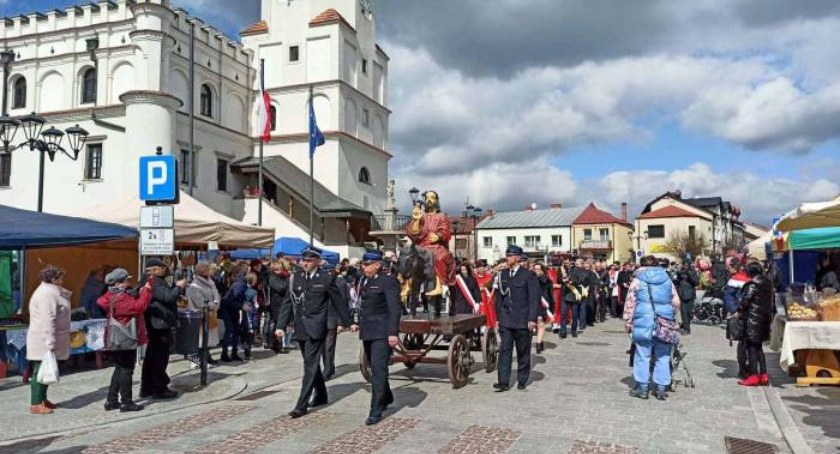 Już jutro w Szydłowcu wielkanocny kiermasz i procesja z figurą Pana Jezusa 