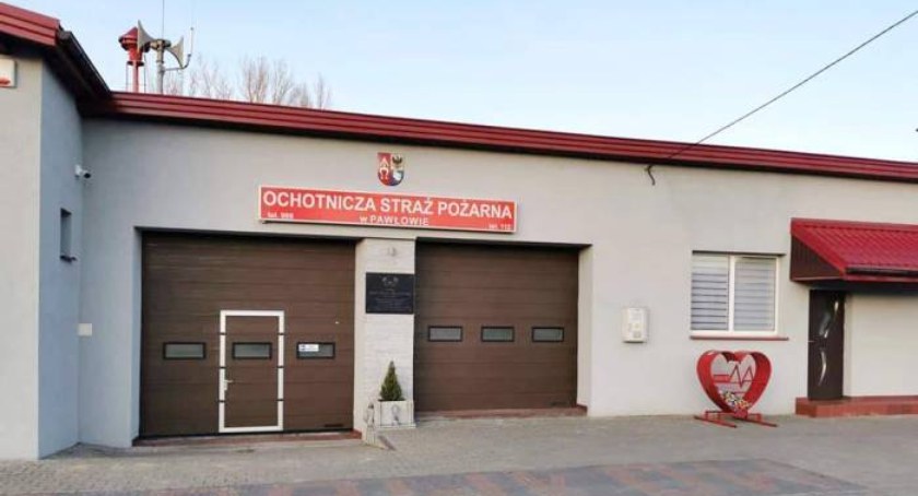 Nowe wozy i modernizacja strażnic - pomoc dla strażaków z powiatu szydłowieckiego
