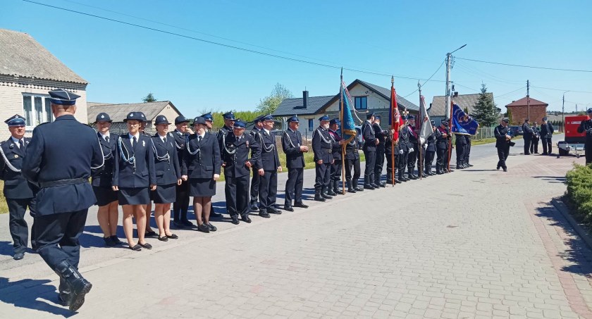 Uroczyste obchody Dnia Strażaka w Gminie Orońsko. Przekazanie sprzętu dla OSP