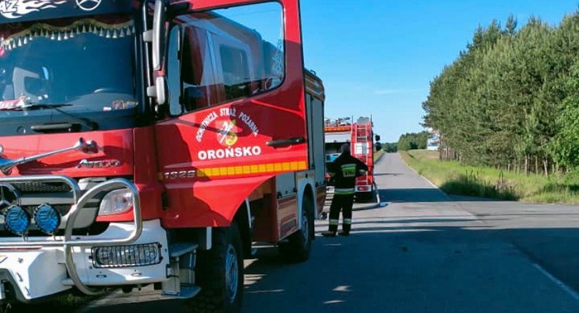 Pożar lasu pomiędzy Helenowem a Śniadkowem: Intensywna akcja gaśnicza OSP i JRG Szydłowiec