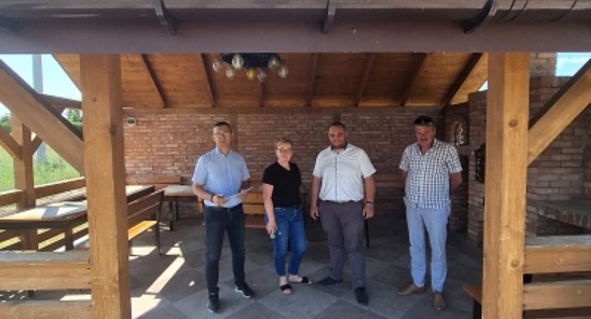 Odbiór prac budowy kablowego przyłącza w Świerczku 