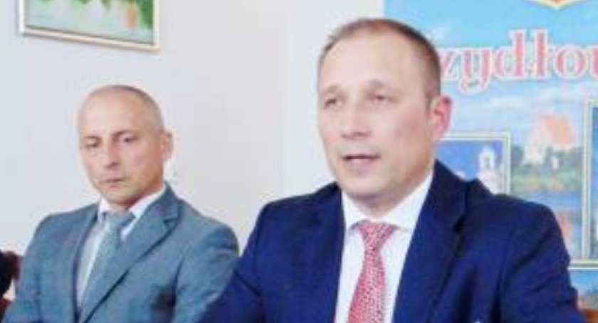 Co z cokołem na Skwerze im. Piłsudskiego w Szydłowcu?