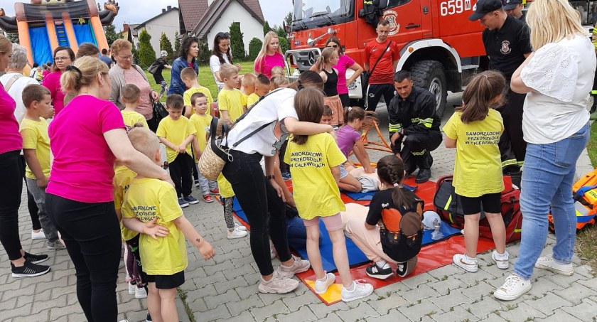 Rodzinny festyn w Przedszkolu w Chlewiskach - Świętujmy razem!