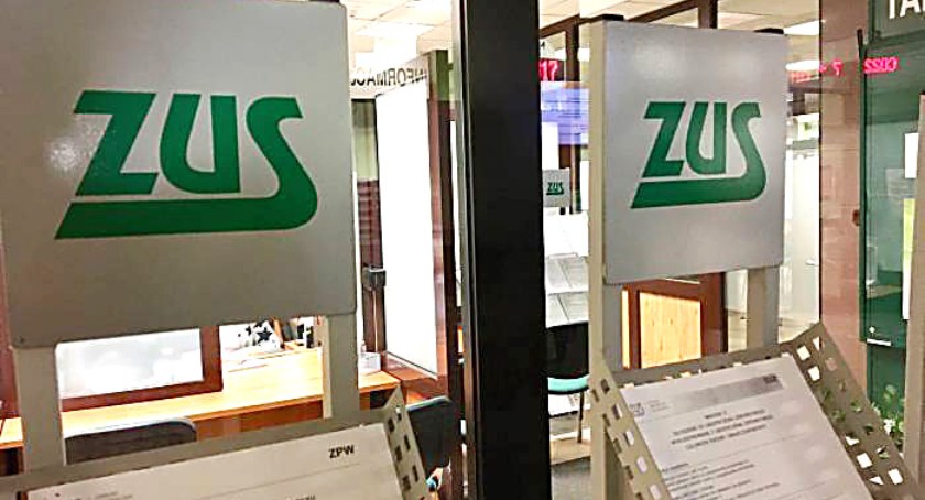Zwolnienie lekarskie w wakacje. Przestrzegaj reguł, uniknij kłopotów