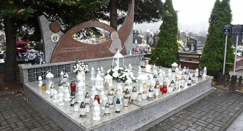 Po 20 latach trzeba płacić, bo grób zlikwidują!