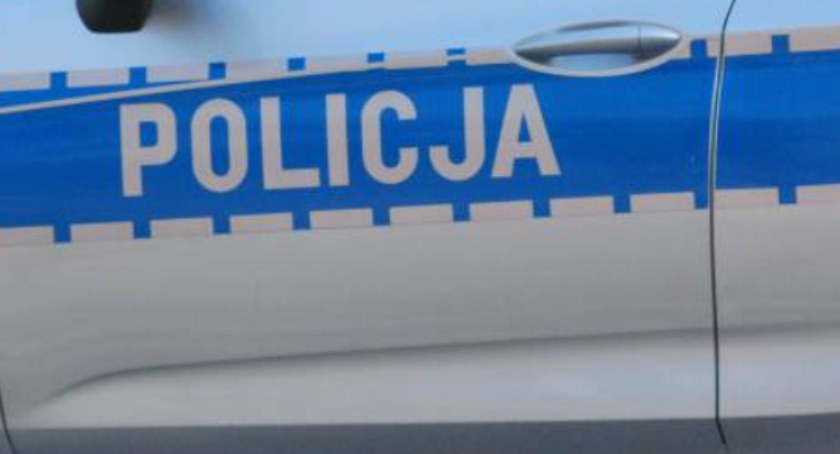 Ranny pasażer. Zderzenie samochodów w Cukrówce