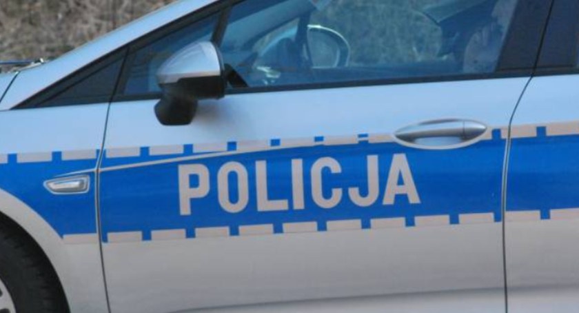 Wypadek w Szydłowcu. Kierowca i pasażerka ranni